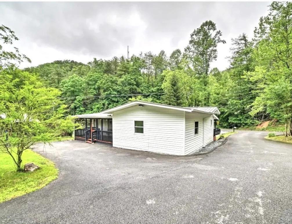 Modern Style, Arcade, Fire Pit, Pet Friendly Pigeon Forge Exterior foto