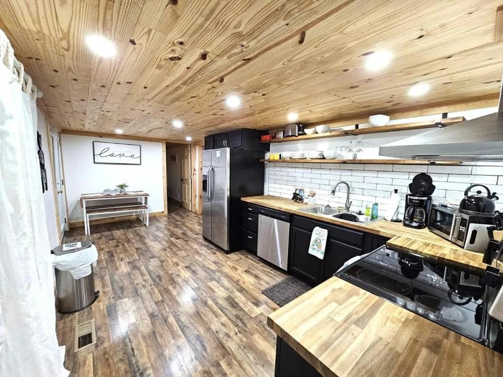 Modern Style, Arcade, Fire Pit, Pet Friendly Pigeon Forge Exterior foto